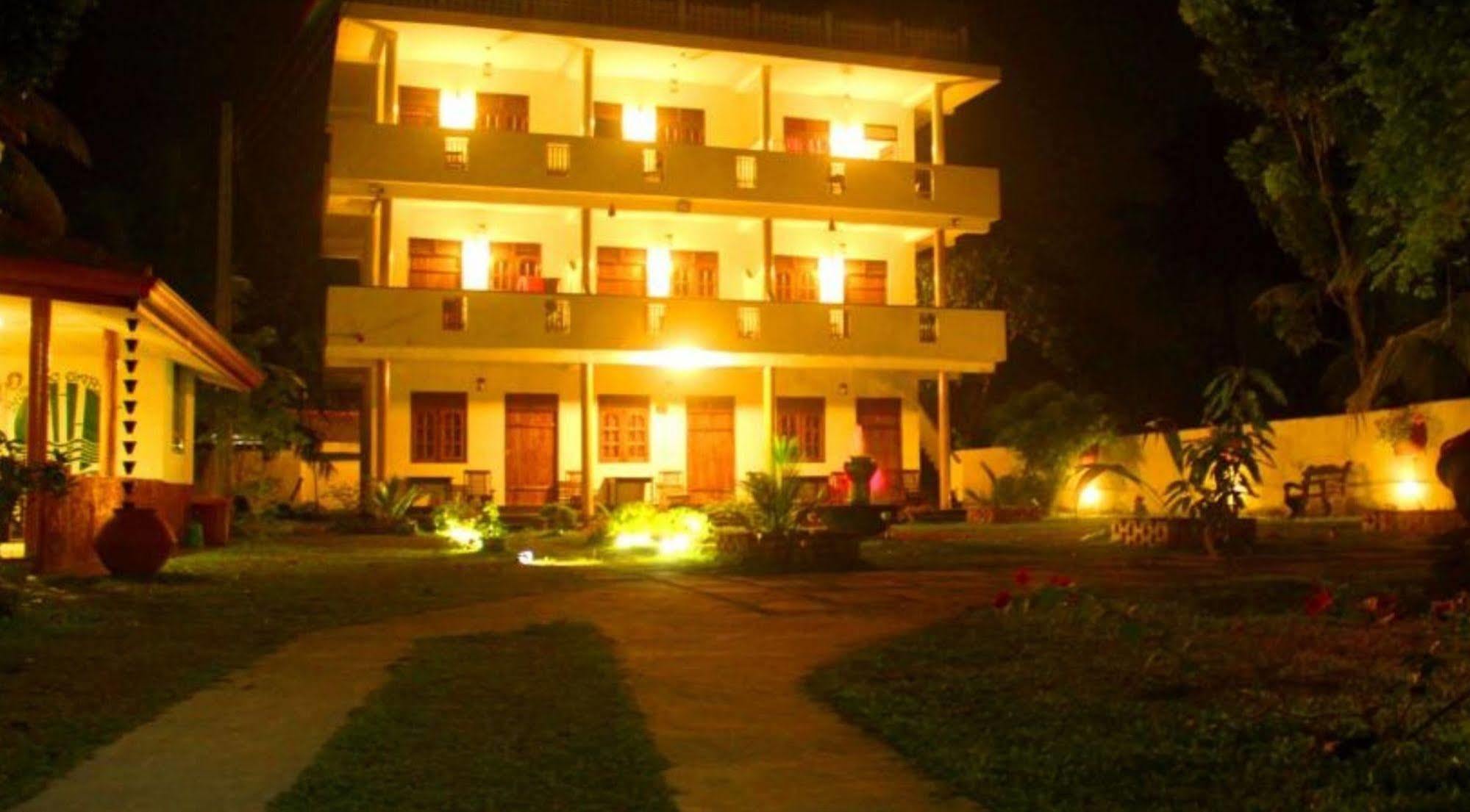 A One Calm Palace Mirissa Exterior photo